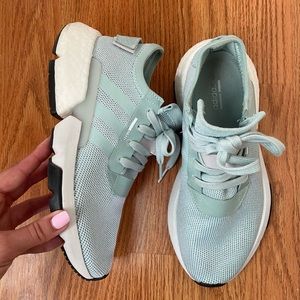 Adidas pod s3.1 vapour green size 7